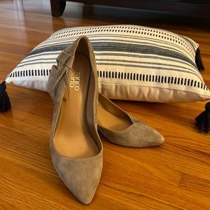 Adorable Franco Sarto wedges